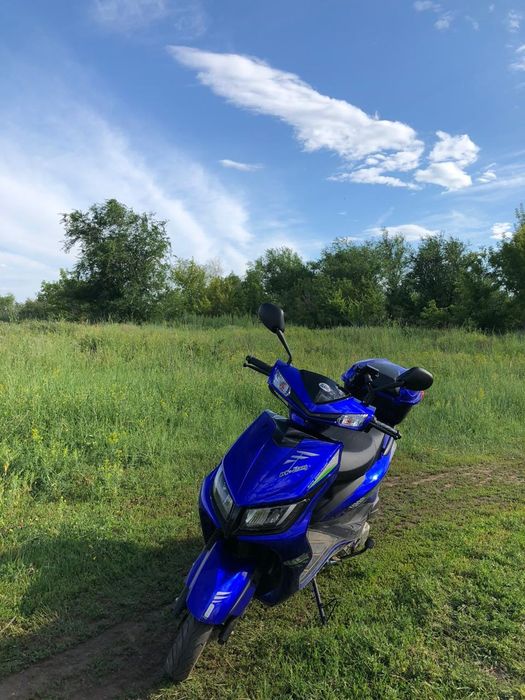 Продам скутер м8