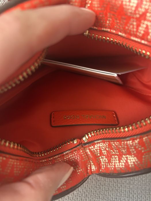 Дамска чанта МК сърце