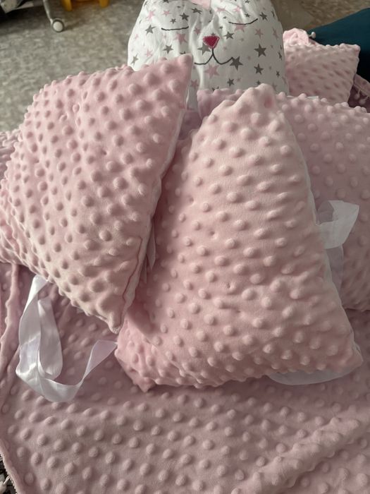 Продам бортики для кроватки