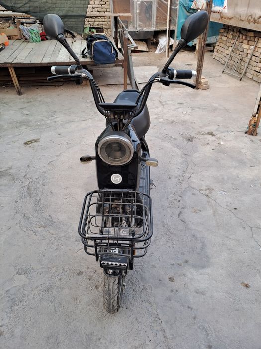 Скутер сотилади 50тезлик