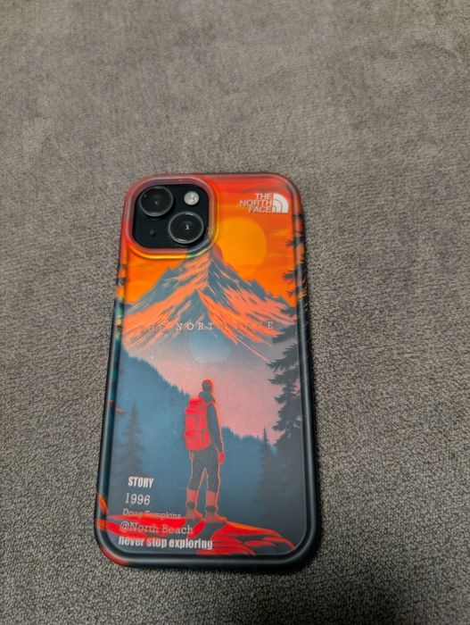 Husa iPhone 15 nefolosita