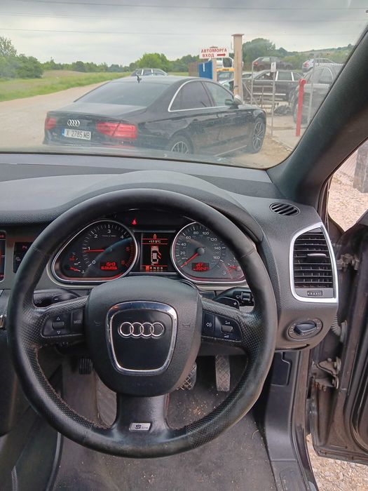 Audi Q7 3.0 TDI  BUG ,233 к.с. , 20 броя на части