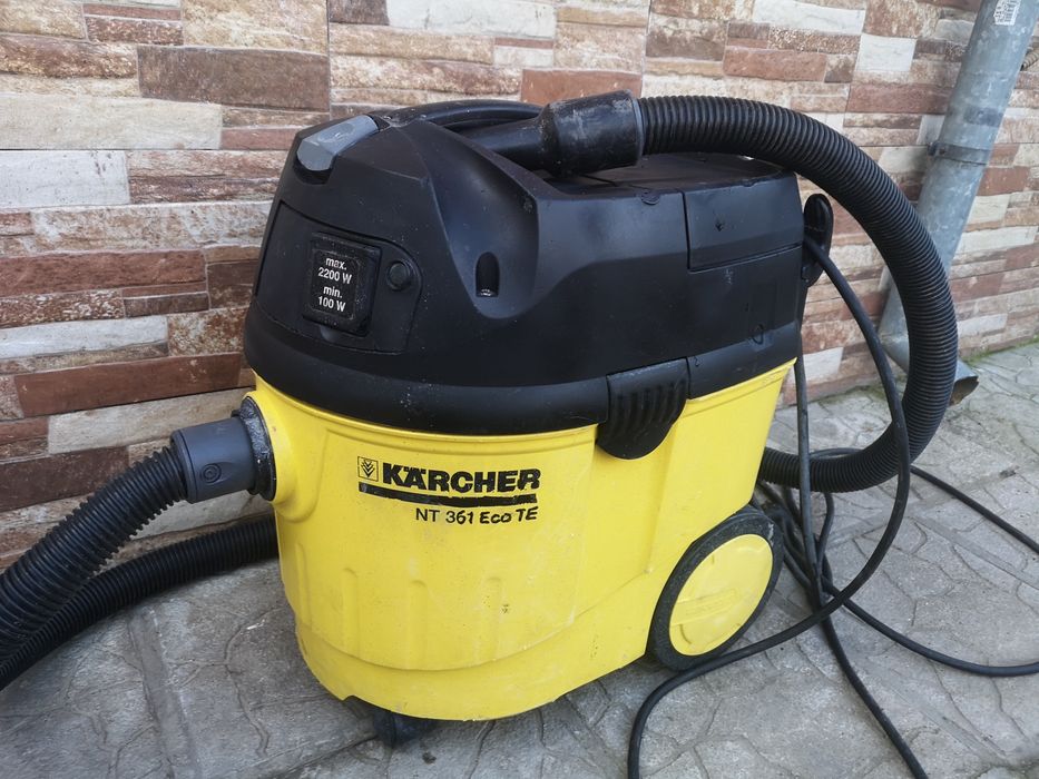 Karcher nt361Tact  Професионална Прахосмукачка с Контакт Тупалка Сухо