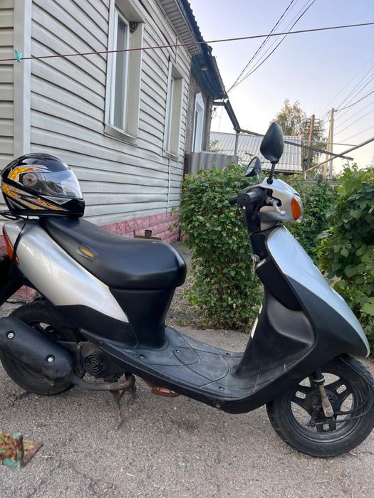 Продам Скутер Suzuki lets 5
