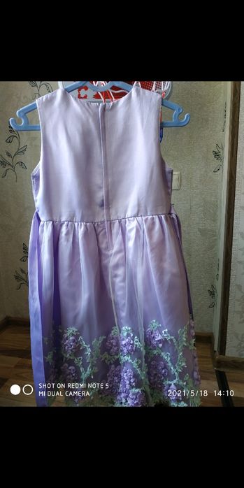 Нежное платье для девочки