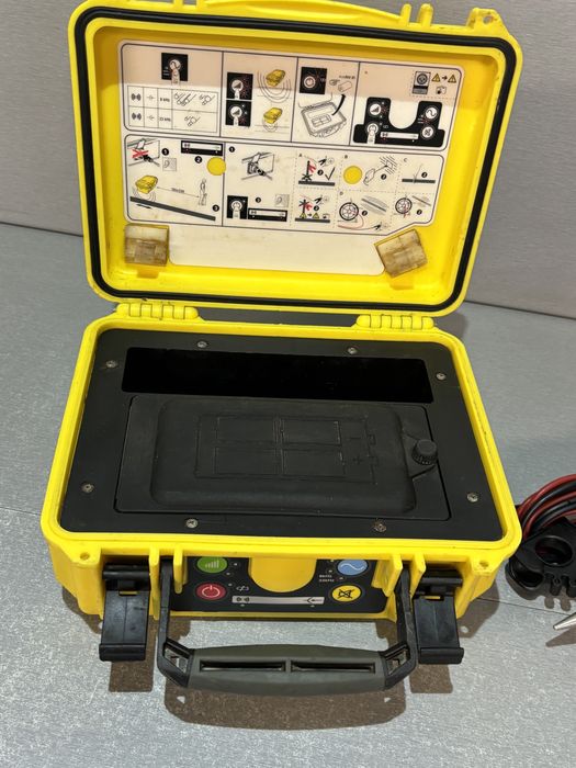 Detector utilitati  conducte apa gaz curent Vscan Leica Hilti