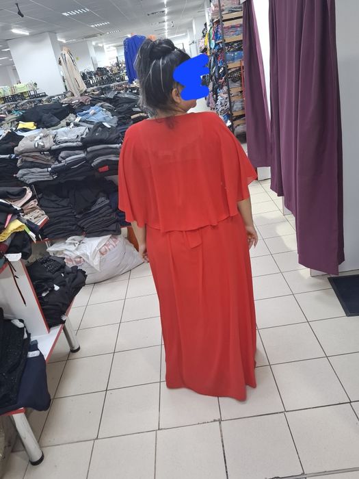 Vand rochie de seara