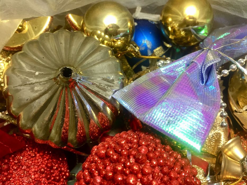 Новогодние игрушки