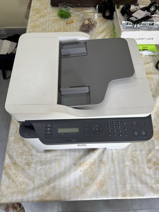 Продам принтер hp лазерный