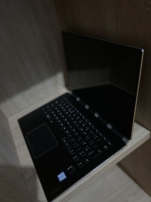 Lenovo yoga 910-13