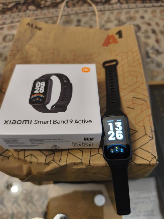 Смарт часовник Xiaomi Smrrt Band 9Active