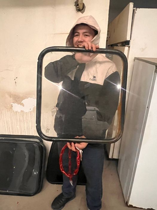 Gazel sidina oyna sotiladi