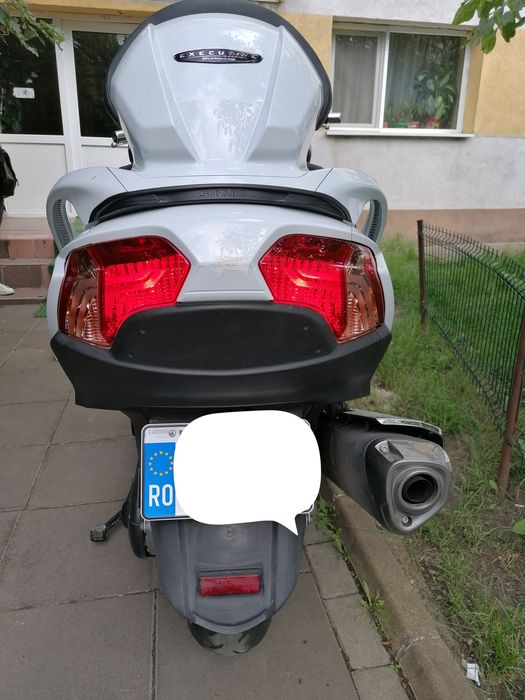**Suzuki Burgman 650 Executive 2017 – 638 cmc – 47.321 km – stare foarte bună**