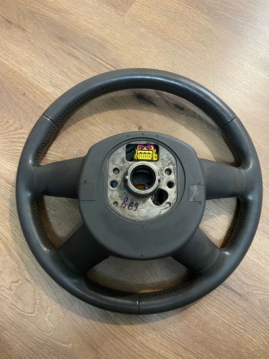 Vand volan audi a4 b7