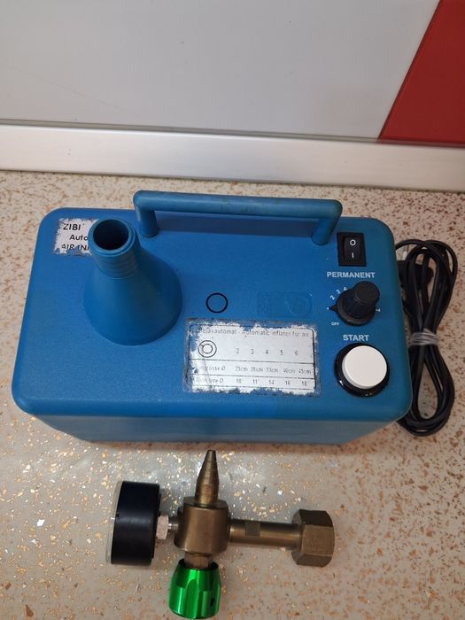 Dispozitiv automat de umflat baloane