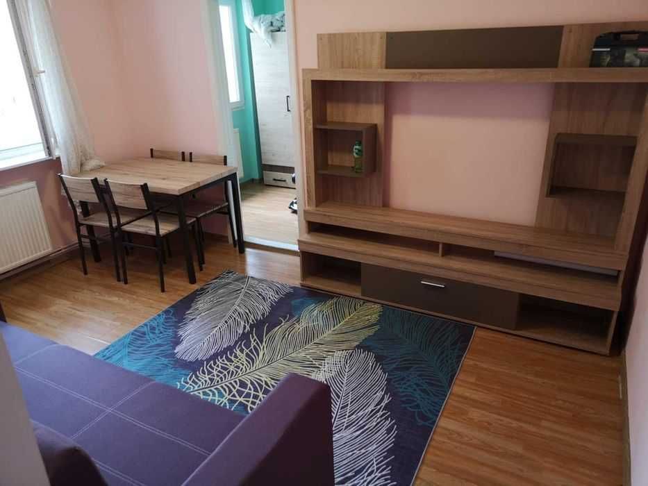Apartament cu două camere de vânzare