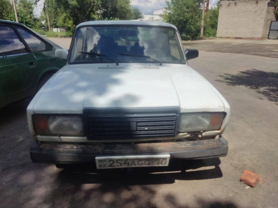 Продам срочно ваз 2107