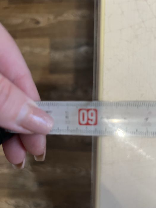 Продам стол кухонный