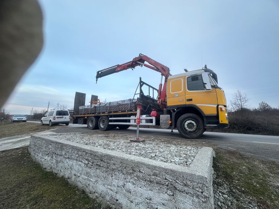 Inchiriere macara / platforma