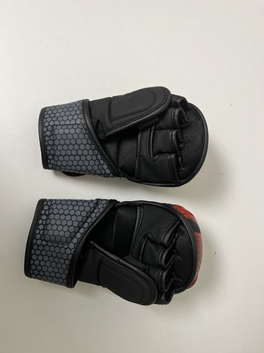 Перчатки черепашки красные