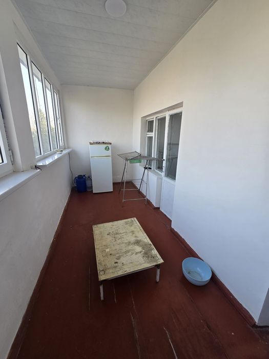 Аренда 3 хона 4 этаж оилага гор гаи Зебодан 1 куча пастда