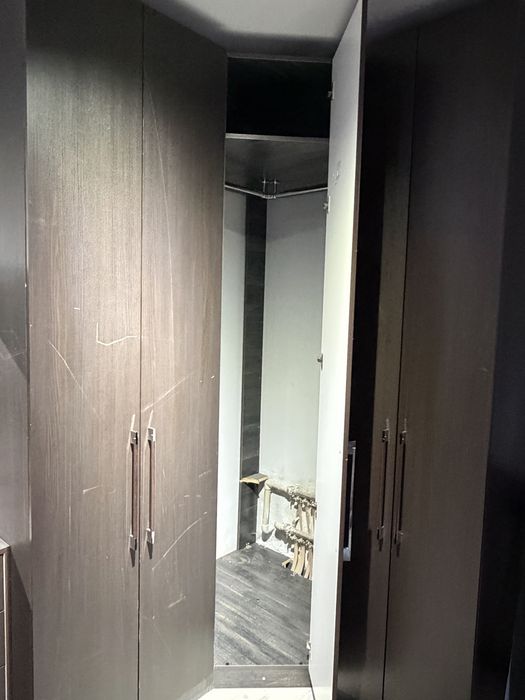 Продается шкаф для одежды