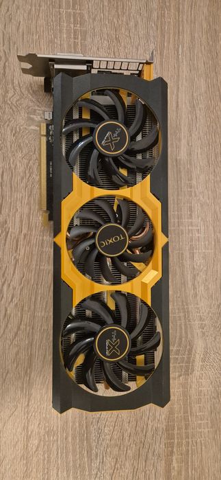 Sapphire TOXIC R9 280X OC