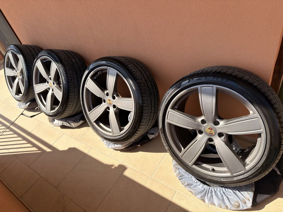 Jante R22 Originale anvelope Pirelli P Zero Vara