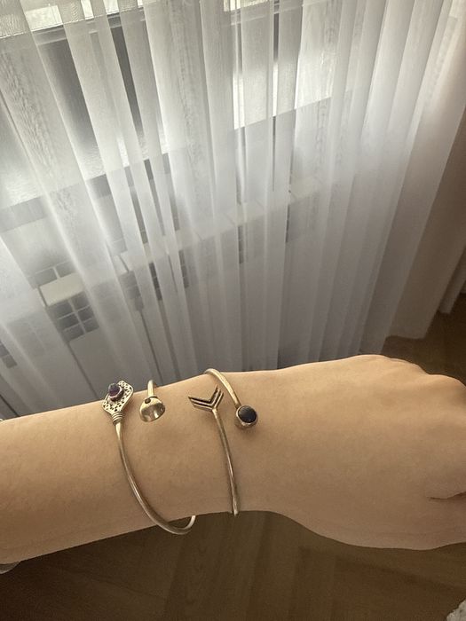 Два изящных браслета