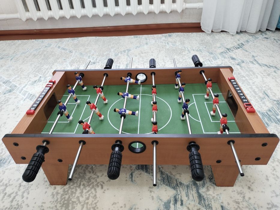 Настольная игра футбол.