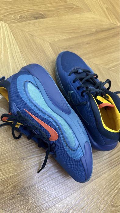 Кроссовки  nike оригинал