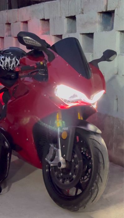 Moto DUCATI 1199