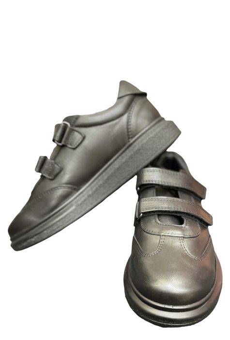 Кроссовки для мальчиков