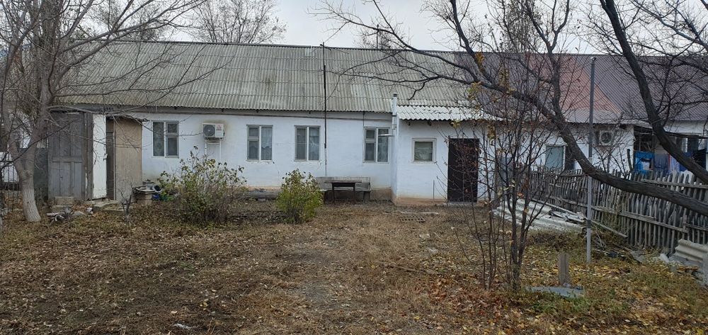 Продаю дом в спальном районе