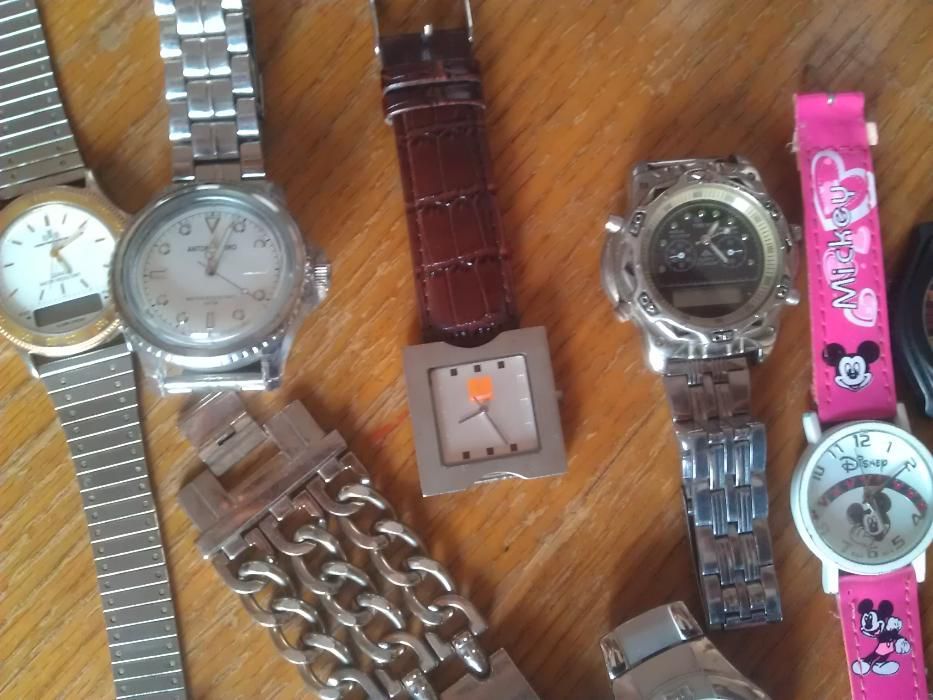 Ceasuri de dama si barbatesti