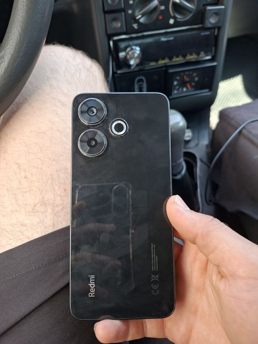 Продам Redmi 13  в хорошем состоянии