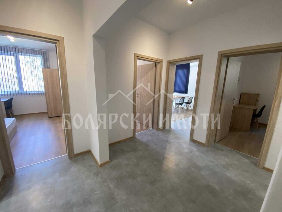 Дава се под наем Четиристаен апартамент в Велико Търново, Център - 100 кв.м за 448.8 € - Снимка #6