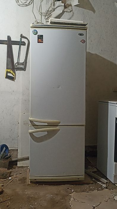 Холодильник б/у рабочий