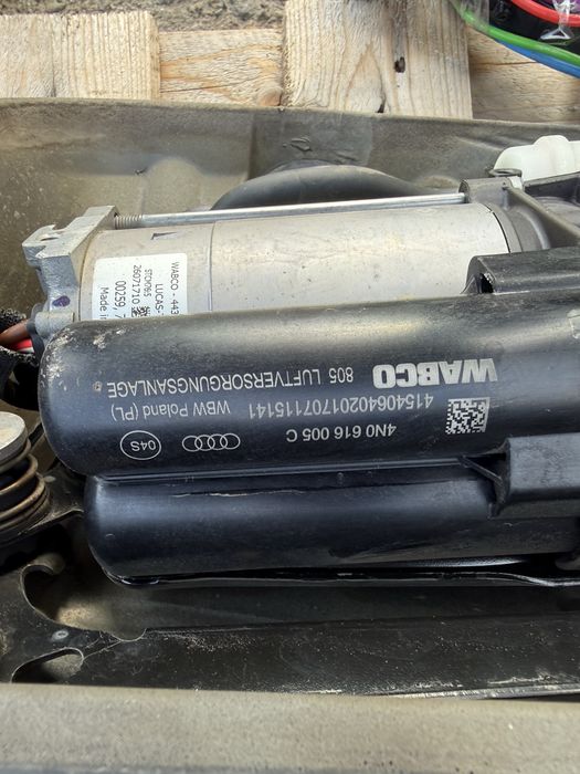 Компресор въздушно окачване Audi A6 C8 / A7 / A8 D5 / Q7 / Q8