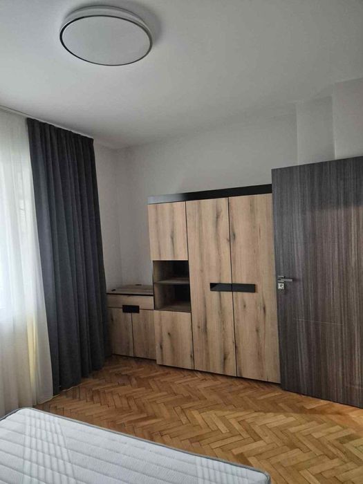 Дава се под наем Тристаен апартамент в София, Гоце Делчев - 90 кв.м за 747.66 € - Снимка #8