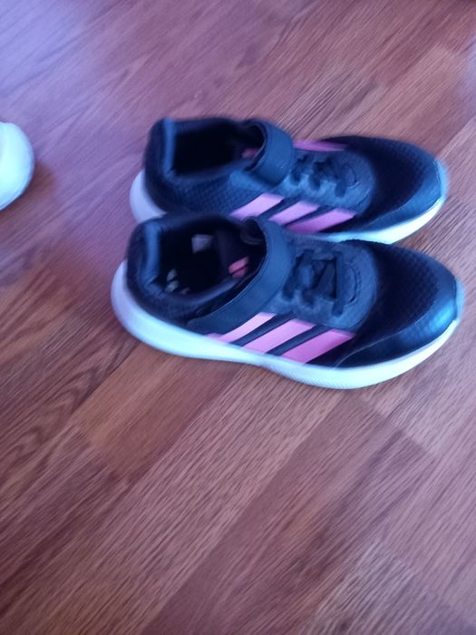 Оригинални маратонки