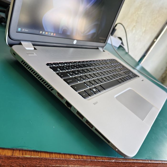 Ноутбук HP ENVY 17 core i7