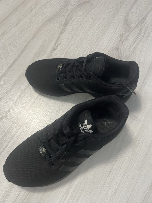 Adidași adidas negri