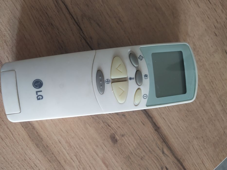 Пульт от Кондиционера LG. С Самал-2. Дом 76.