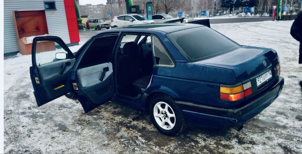 Продам машину Пассат Б3 1991г Моник