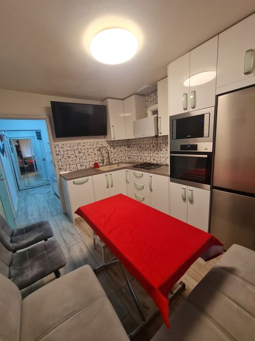 Apartament de vânzare 2 camere– Craiova, Cartier 1 Mai | 56 MP | Parter | Complet renovat | 130.000 €