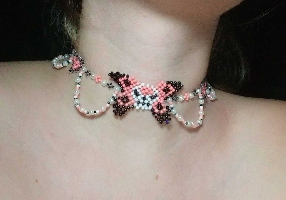 Ожерелье из бисера