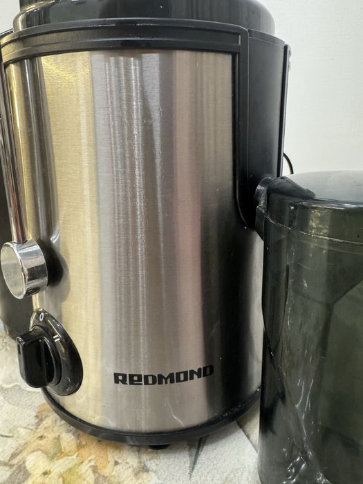 Соковыжималка redmond