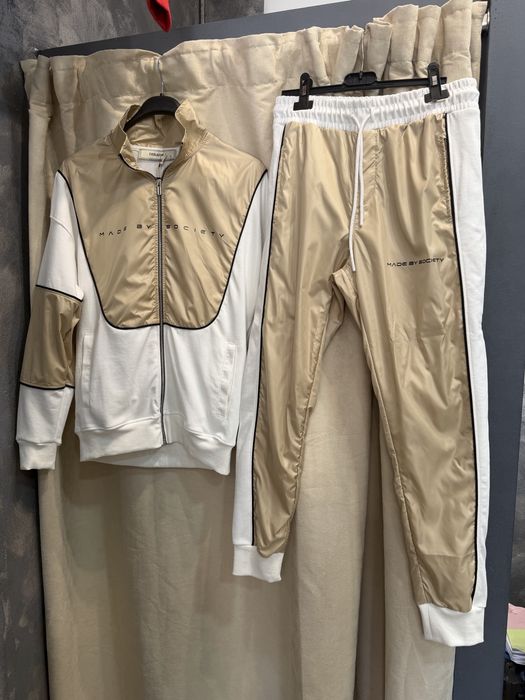 Compleu - Trening Made by Society