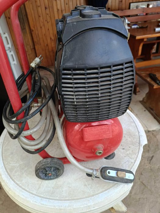 Вакуумна помпа ROTHENBERGER ROVAC